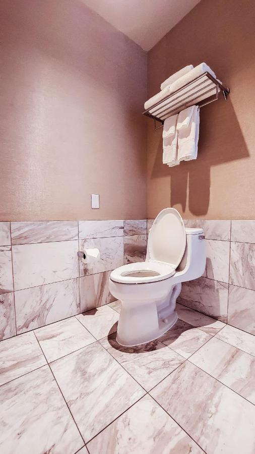 Luxury 53Rd Flr Condo With Amazing Sunset View & Balcony No Refee At Palms Place Лас-Вегас Экстерьер фото